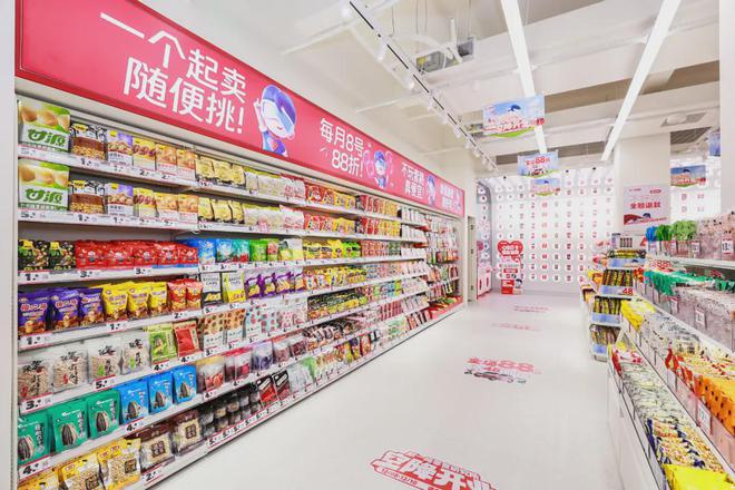 万亿休闲零食赛道头部玩家「变阵」？(图6)