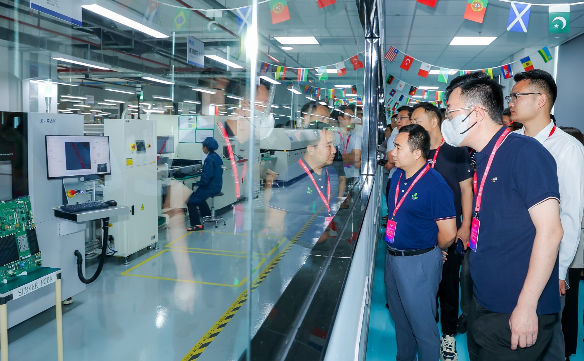 六联智能算力服务器生产基地在孝感揭牌全面导入工业40标准(图2)